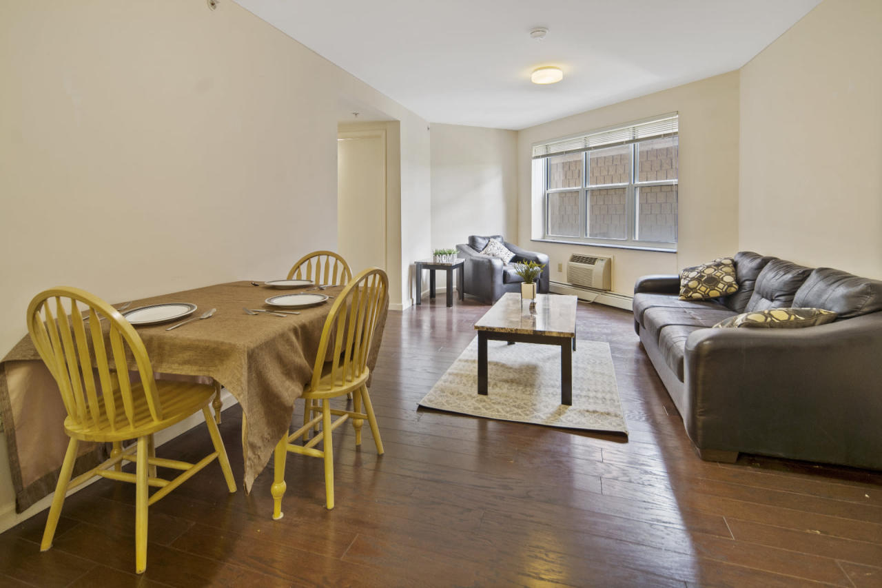 Private Room in 1 Bedroom apartment in Ithaca 79