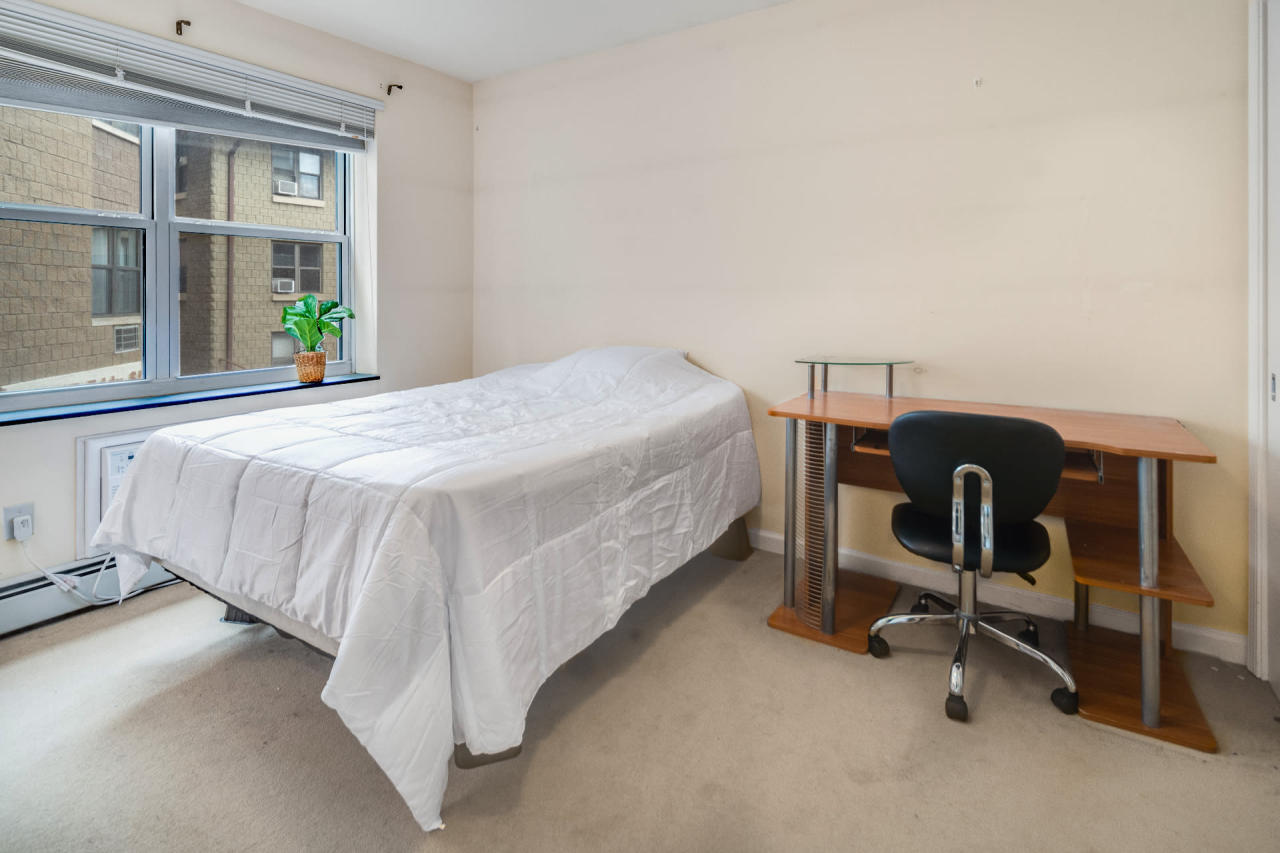 Private Room in 1 Bedroom apartment in Ithaca 87