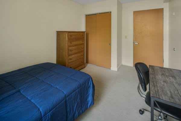 Private Room in 3 Bedroom Apartment in Ithaca 87