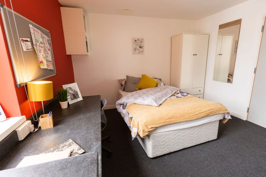 Medium Studios in Coventry 6