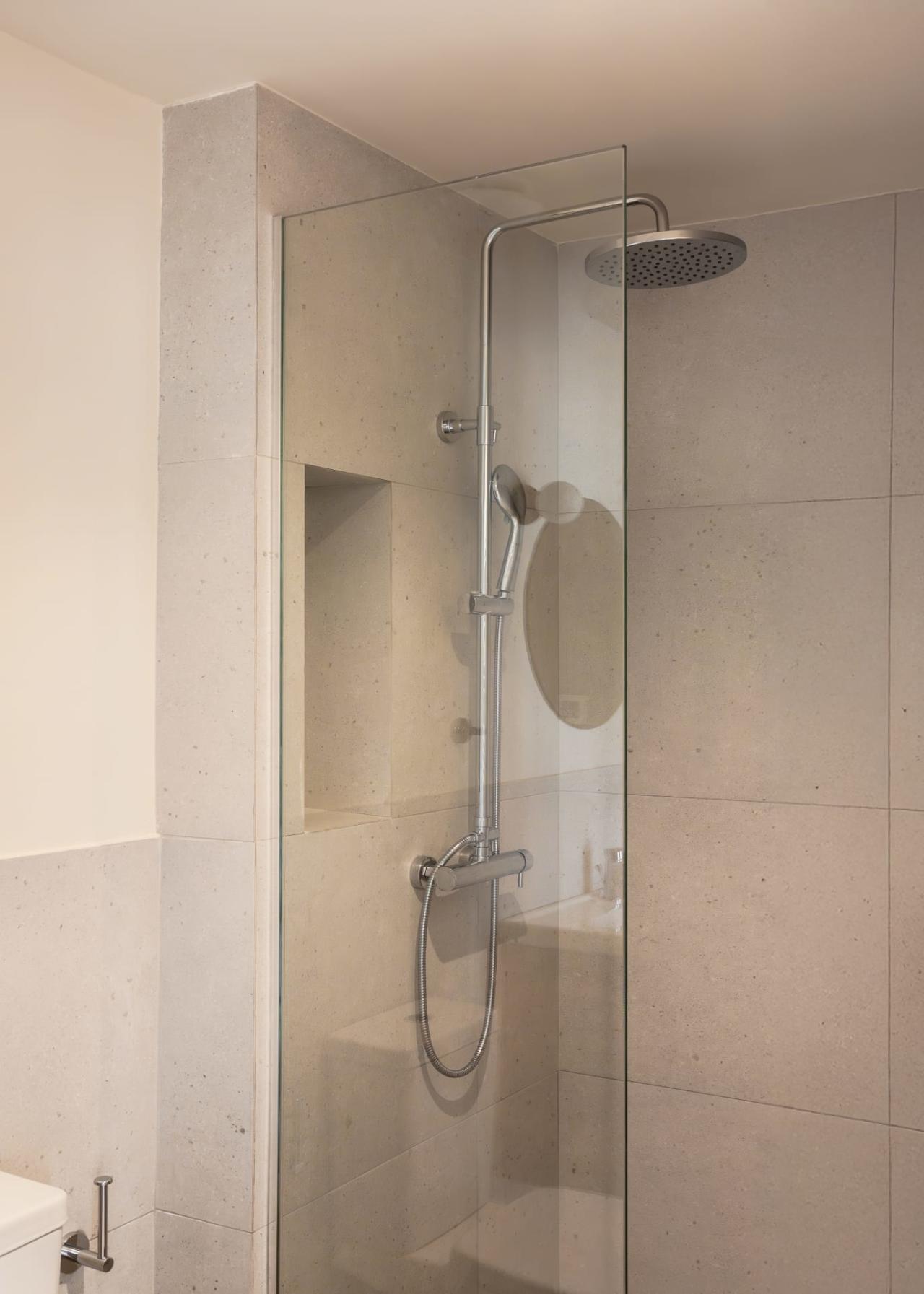 Apartment 1 in Athina 74
