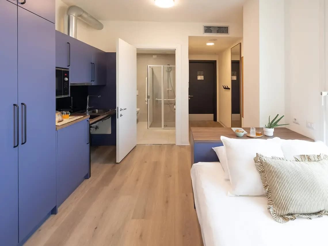 Accessible Deluxe Studio in Bologna 47