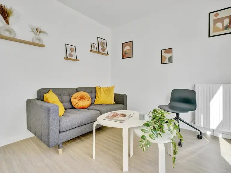 Studio in Paris 33