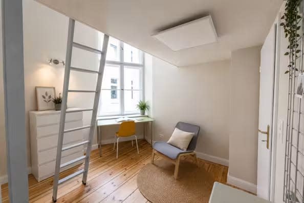 Leibnizstraße Charlottenburg Studio in Berlin 90