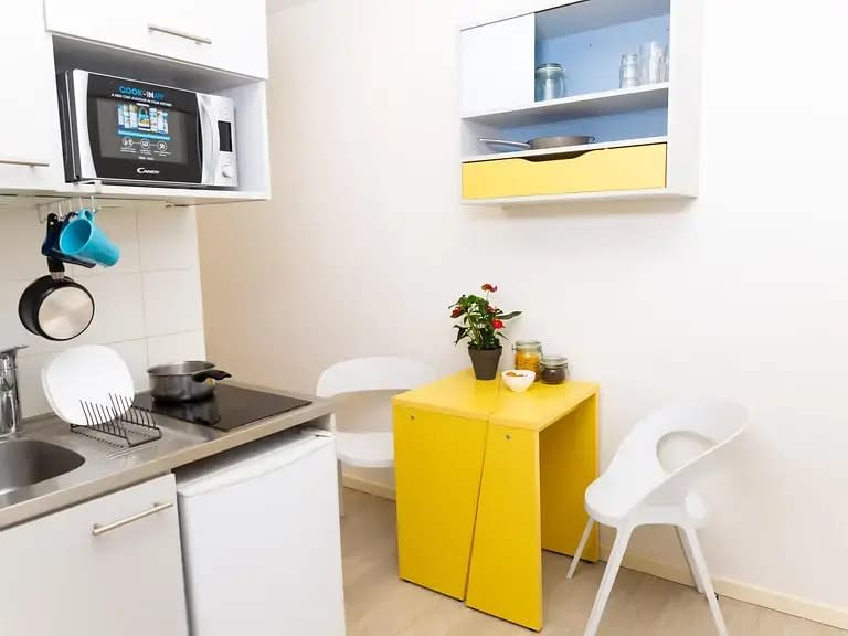 Studio in Marseille 25