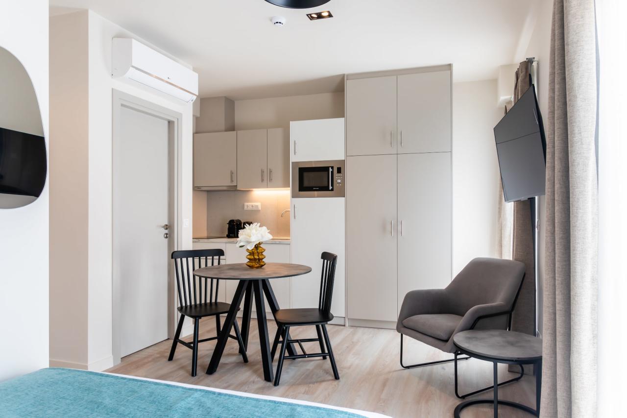 Apartment 1 in Athina 94