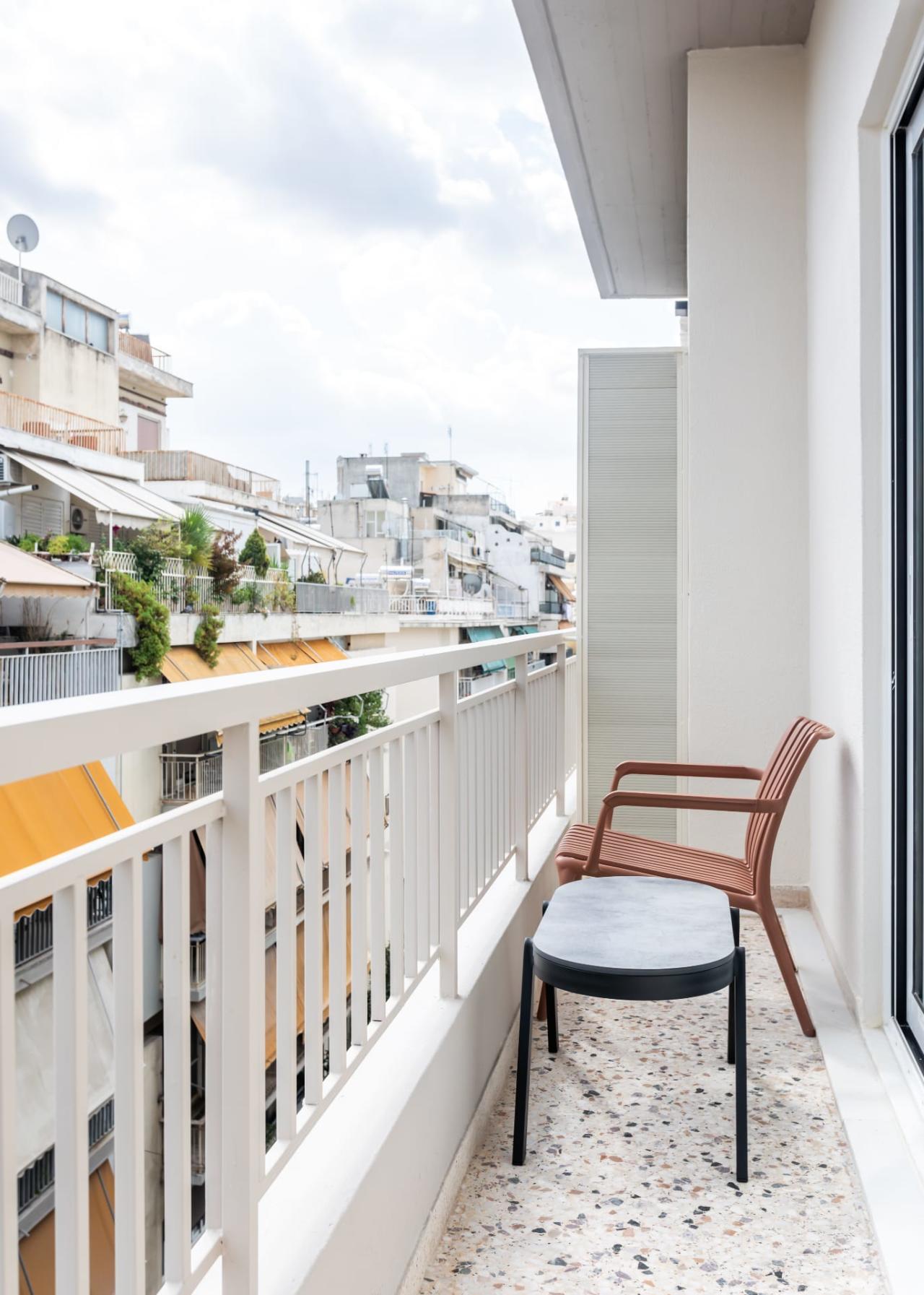 Apartment 1 in Athina 102
