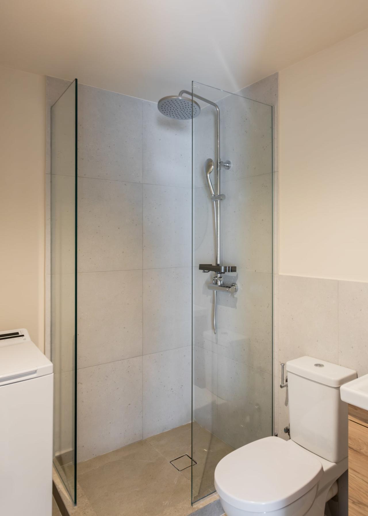 Apartment 1 in Athina 100