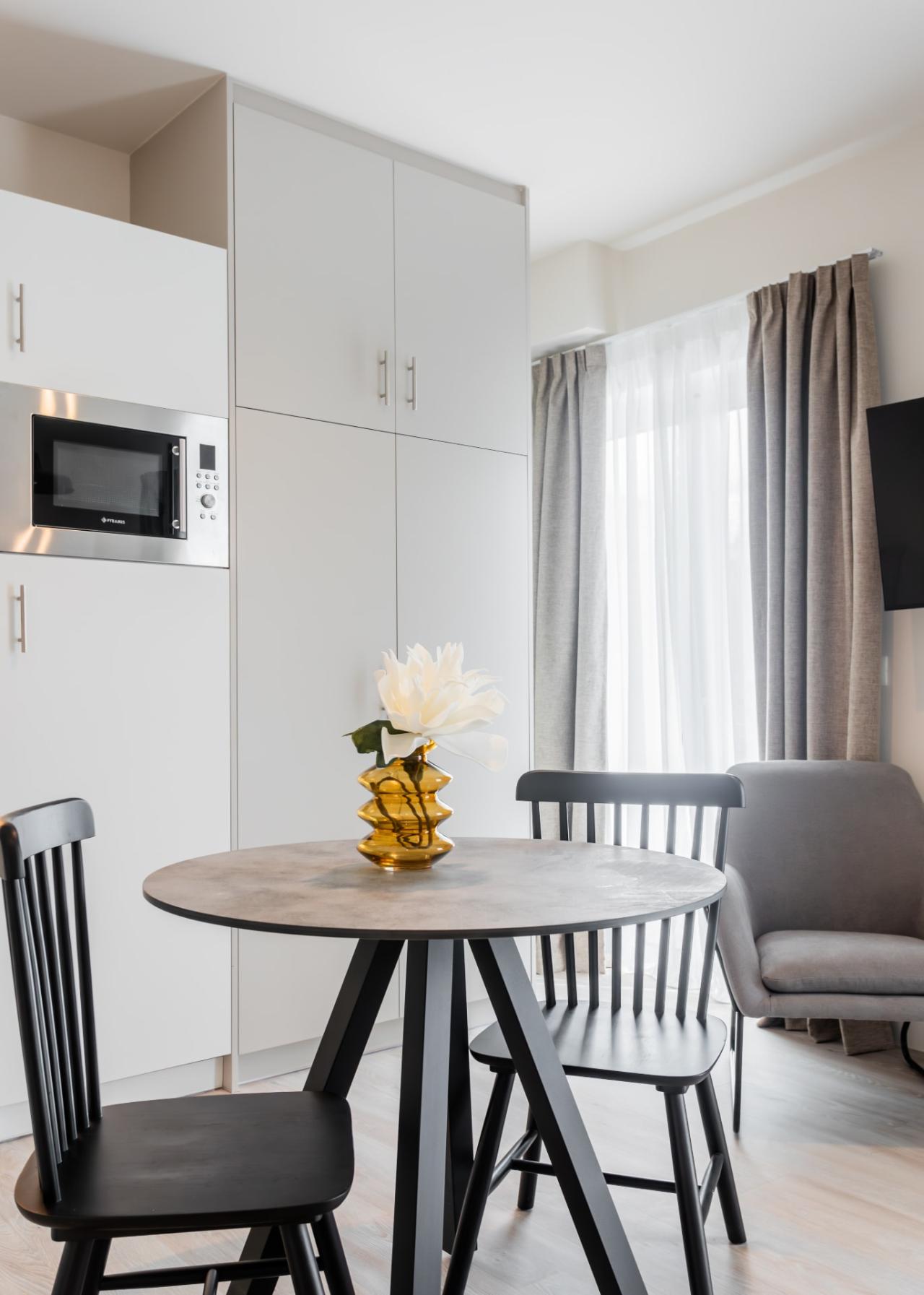 Apartment 1 in Athina 97