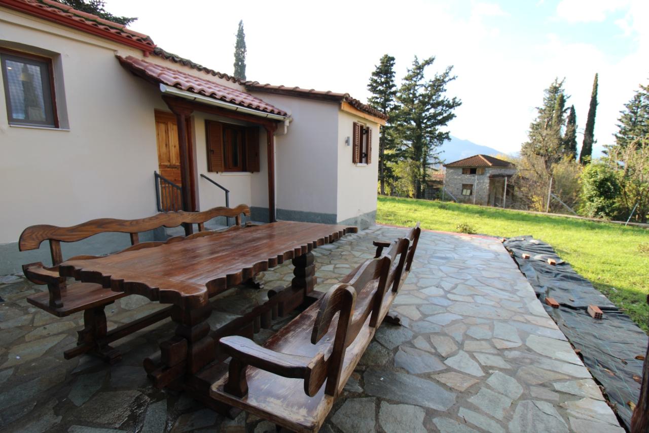 House in Polidrosos 19