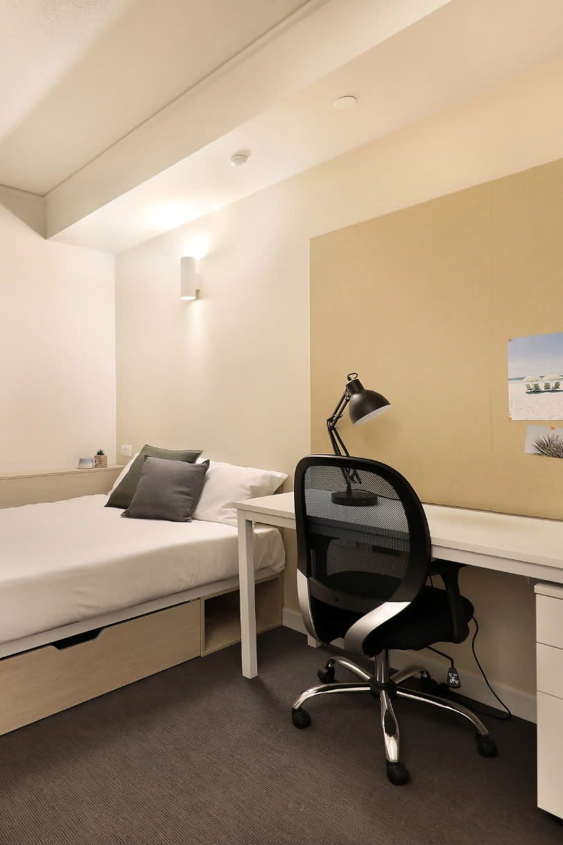Single Studio Apartment in Melbourne 17
