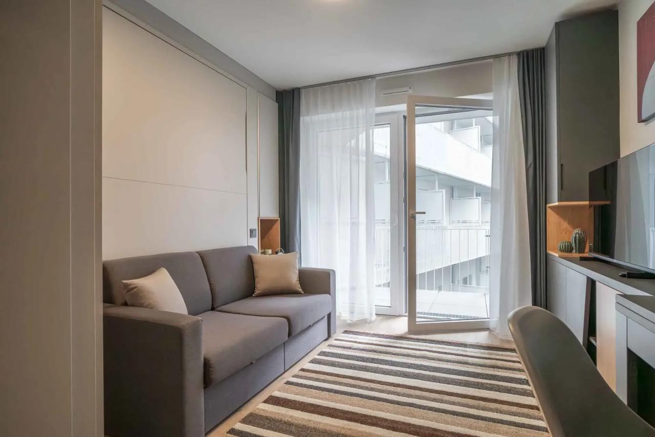 Pop S Compact in Berlin 34