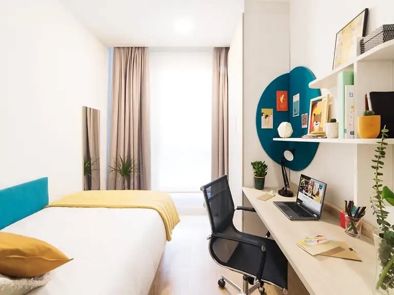 Individual Apartment in Barcelona 26