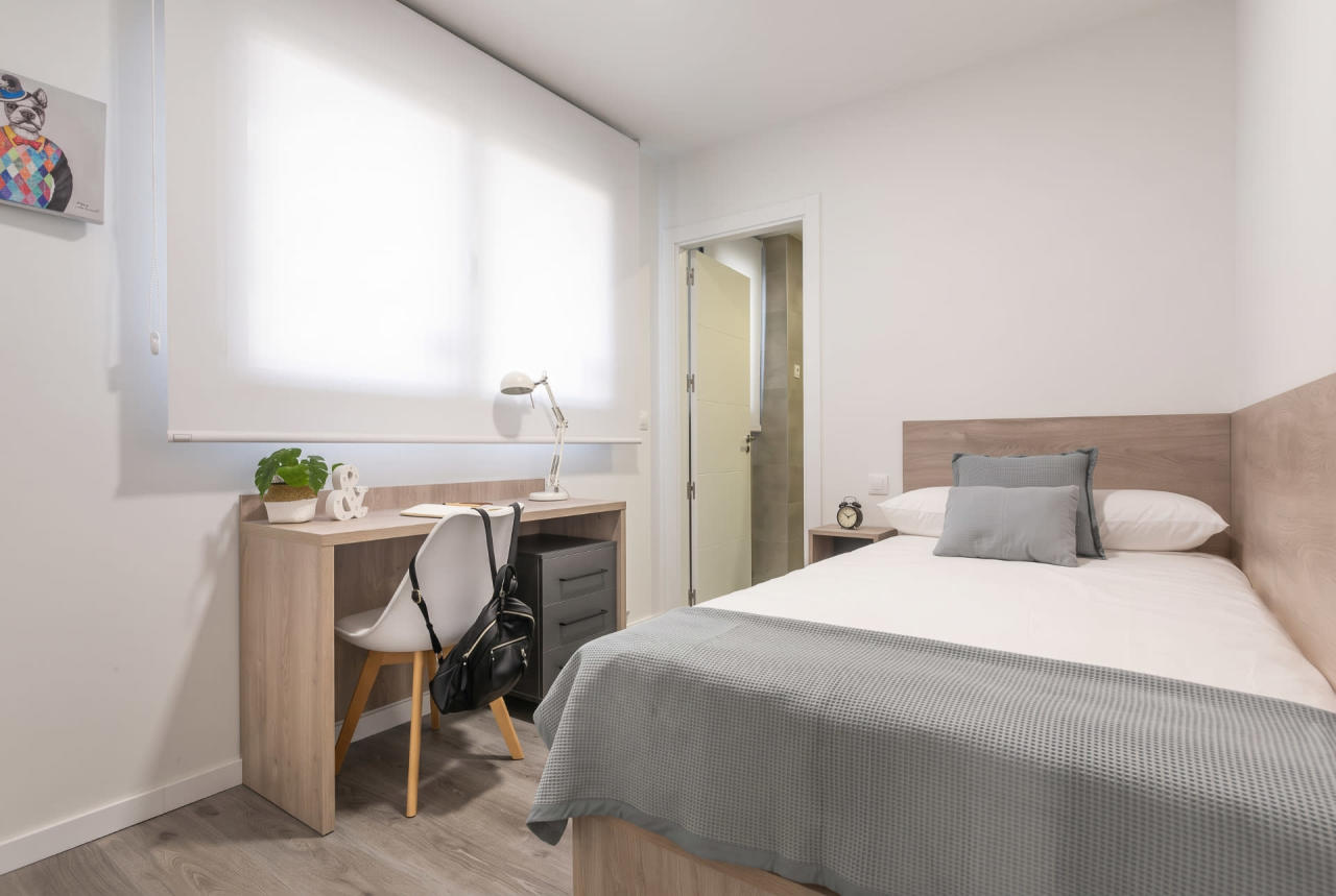 Double in apartment in Madrid 15