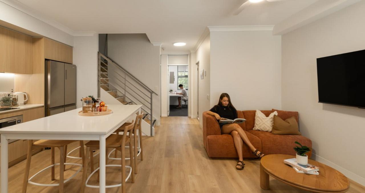 Single Bedroom – 6 Share Apt in Brisbane 10