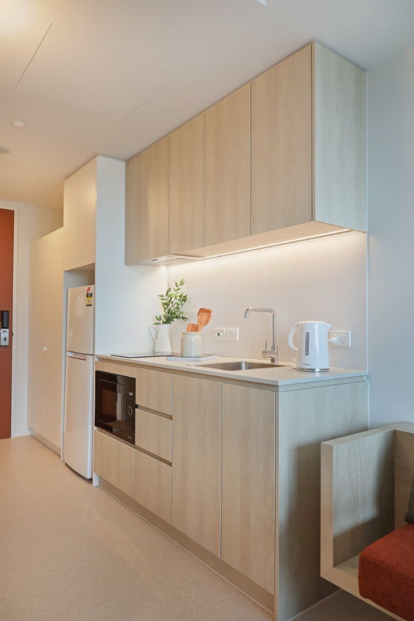 Premium Studio Apartment in Melbourne 10
