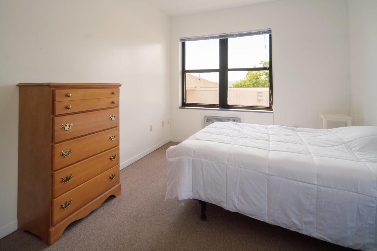 Private Room in 5 Bedroom Apartment in Ithaca 19