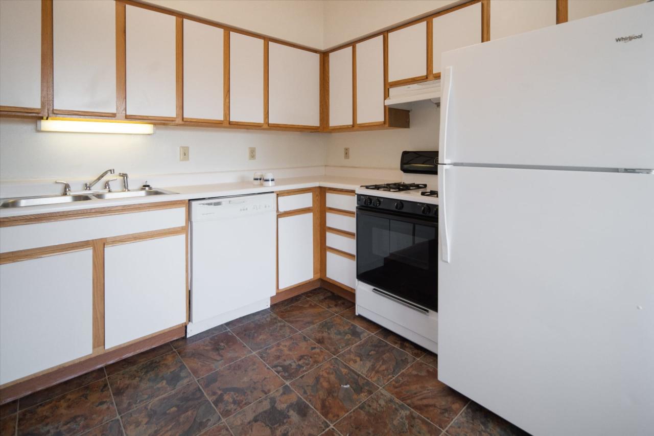 Private Room in 5 Bedroom Apartment in Ithaca 13