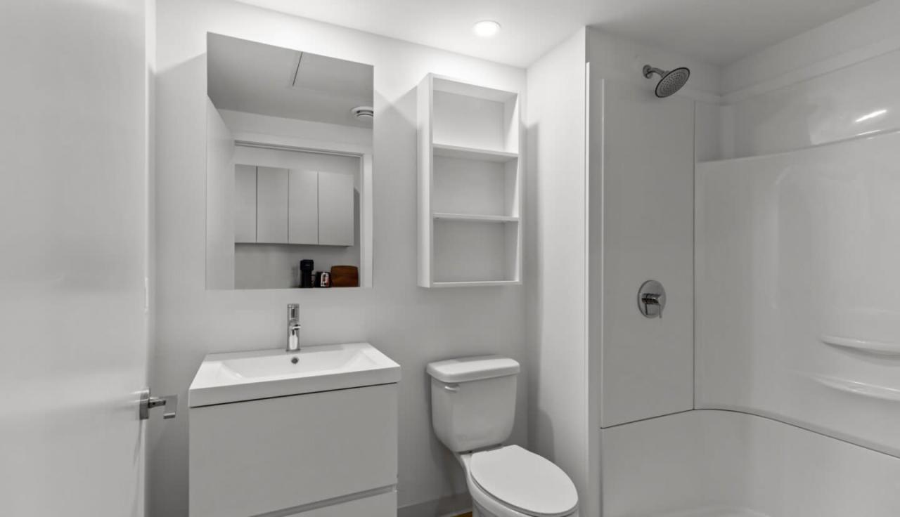 Private room in St. John's 21