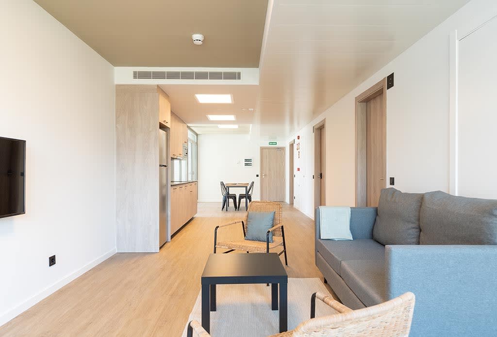 Single in a 3-bedroom flat in Sant Adrià de Besòs 7