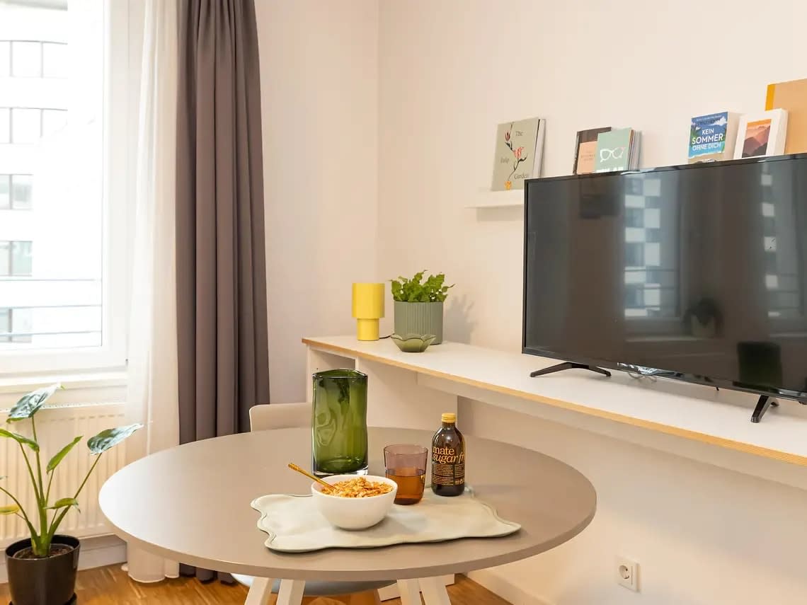 Studio L Bronze in Frankfurt am Main 91