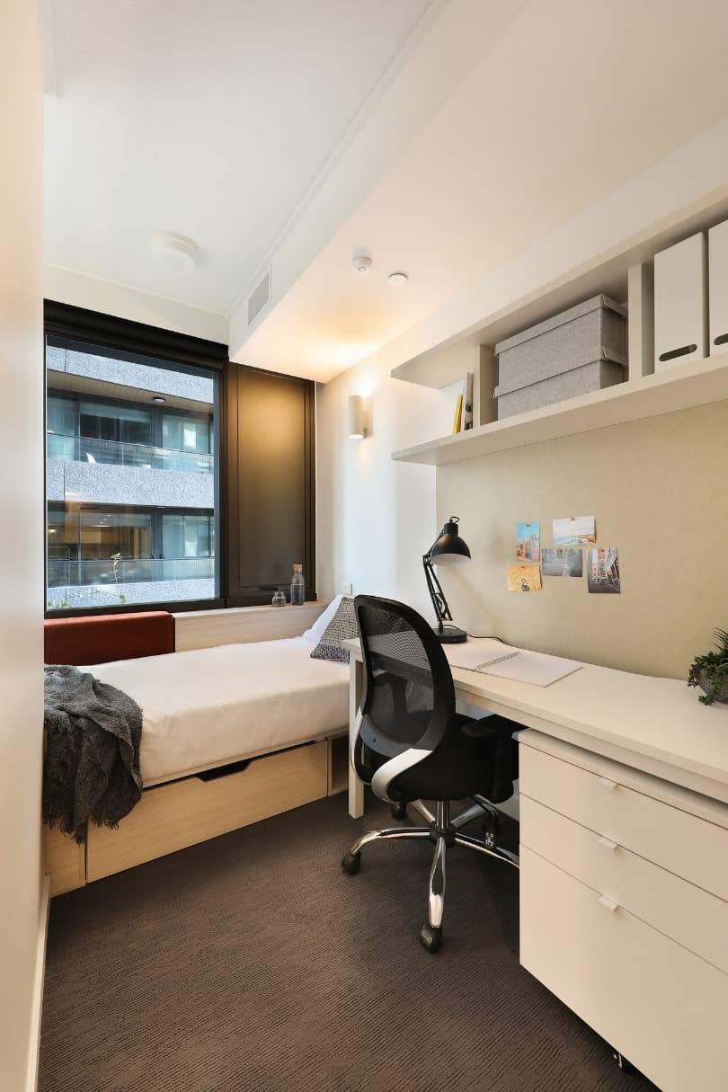 Single Studio Apartment in Melbourne 24