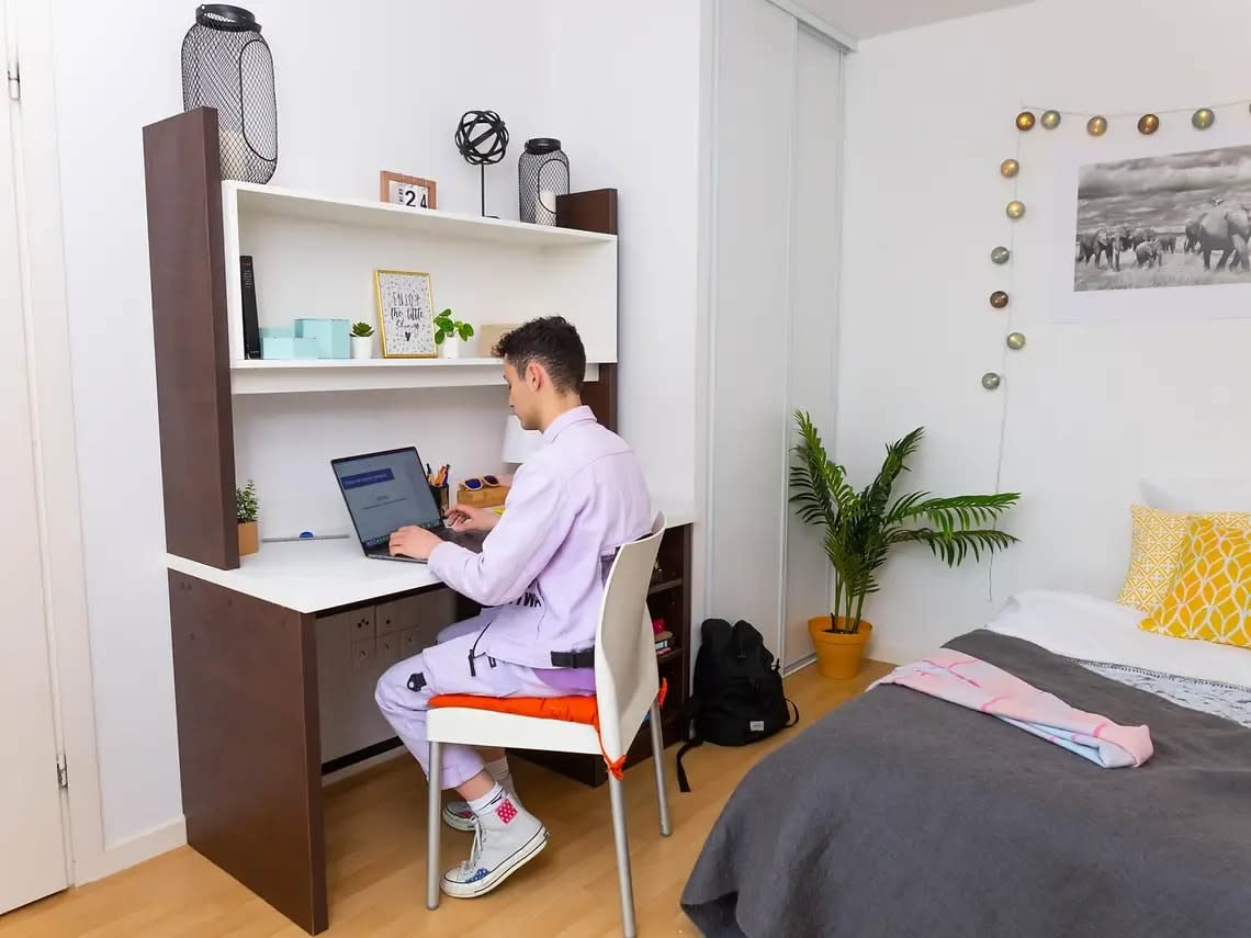 Studio in Paris 29