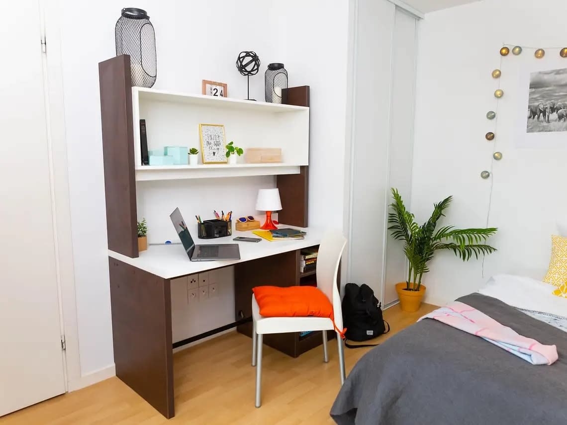 Studio in Paris 30