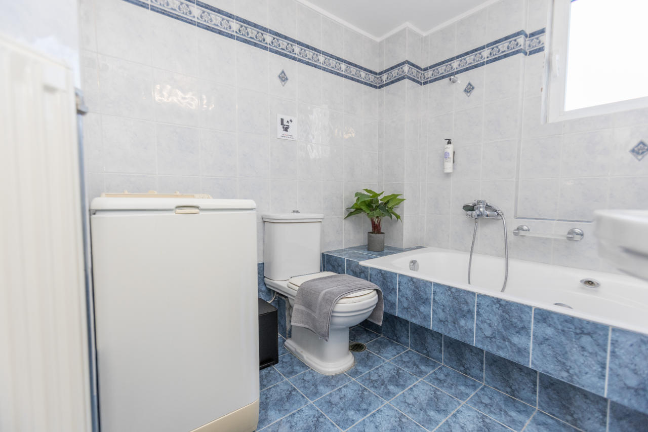Apartment in Athina 29