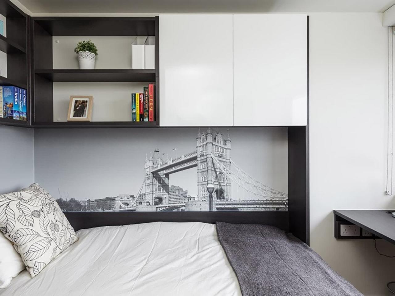 Private Bedroom in London 7