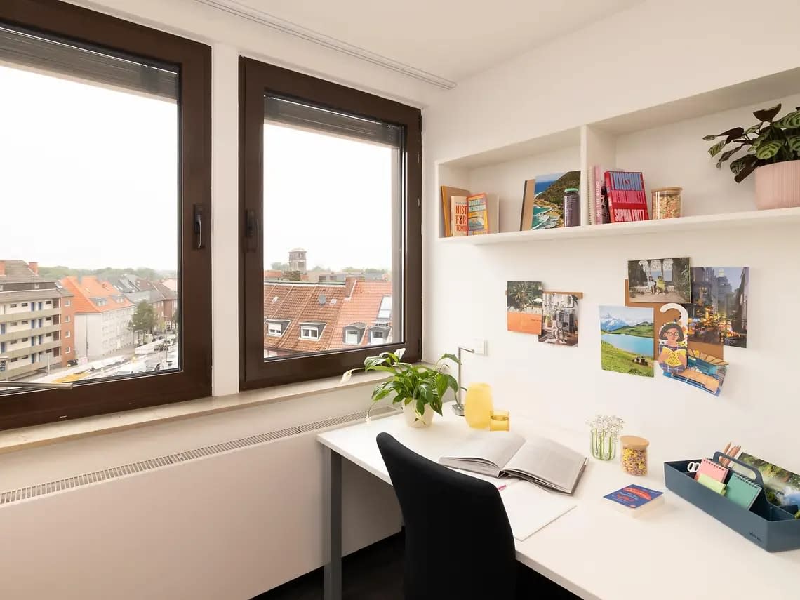 Studio L Bronze in Münster 110