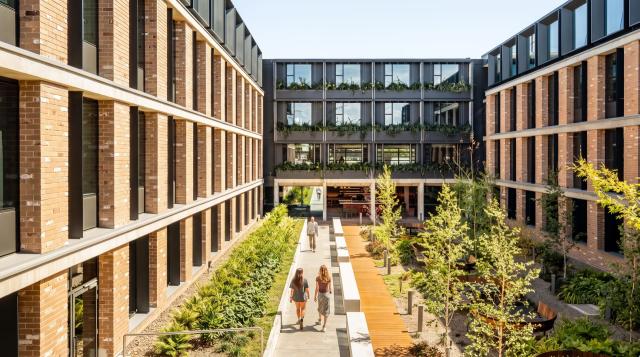 Premium Studio Apartment in Summer Hill