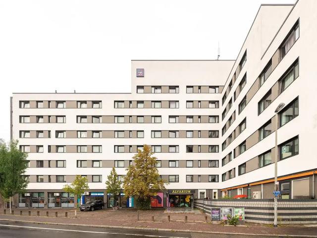 Studio XL Silver in Frankfurt am Main