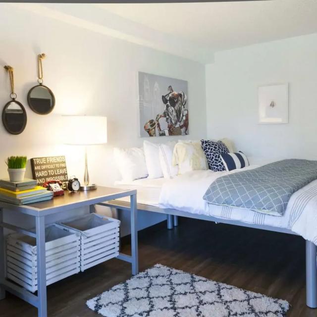Top Floor Corner