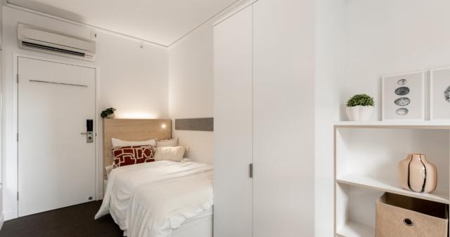 Single Bedroom – Share Bathroom