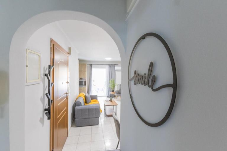Two-bedroom Apartment in Pireas 2