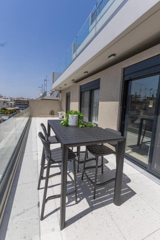 B Boutique Residences One-Bedroom in Athina 3