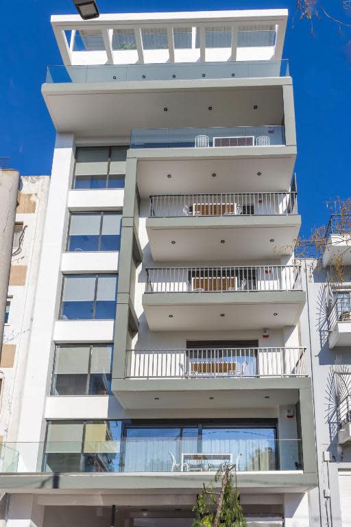 One-bedroom Apartment in Athina 5