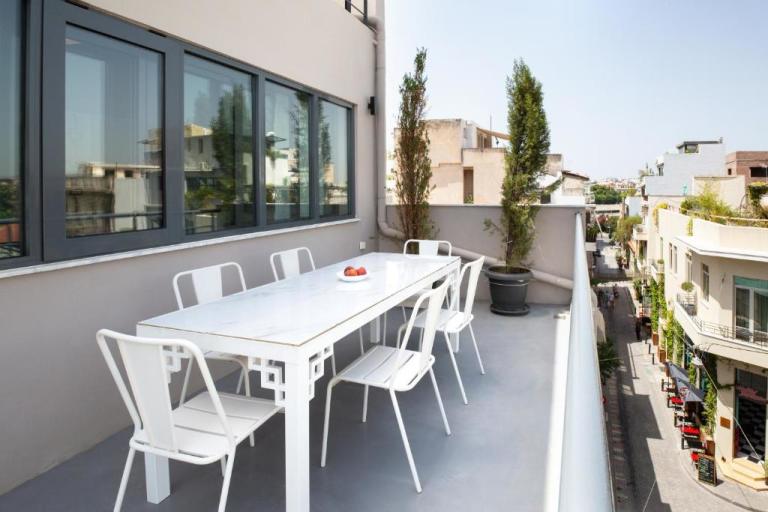 Studios in Athina 4