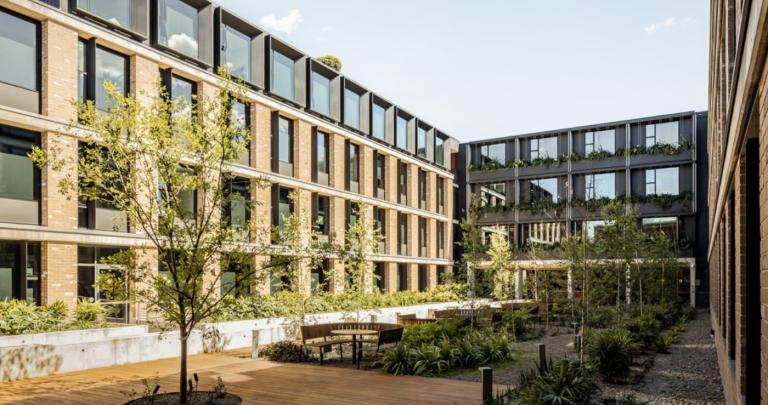 Standard Studio Apartment in Summer Hill 2