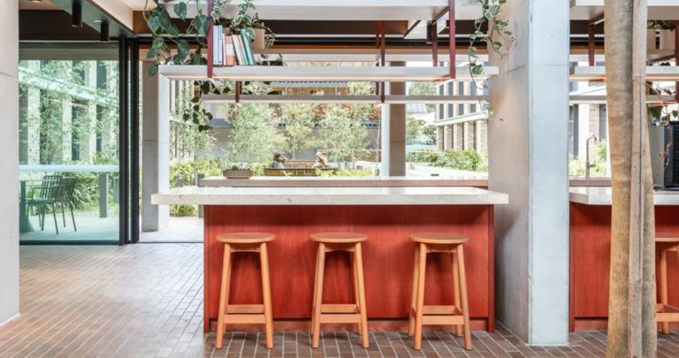 Standard Studio Apartment in Sydney 5