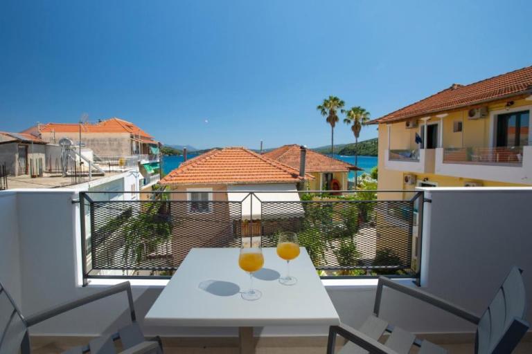 Sea View Junior Suite in Nidri 2