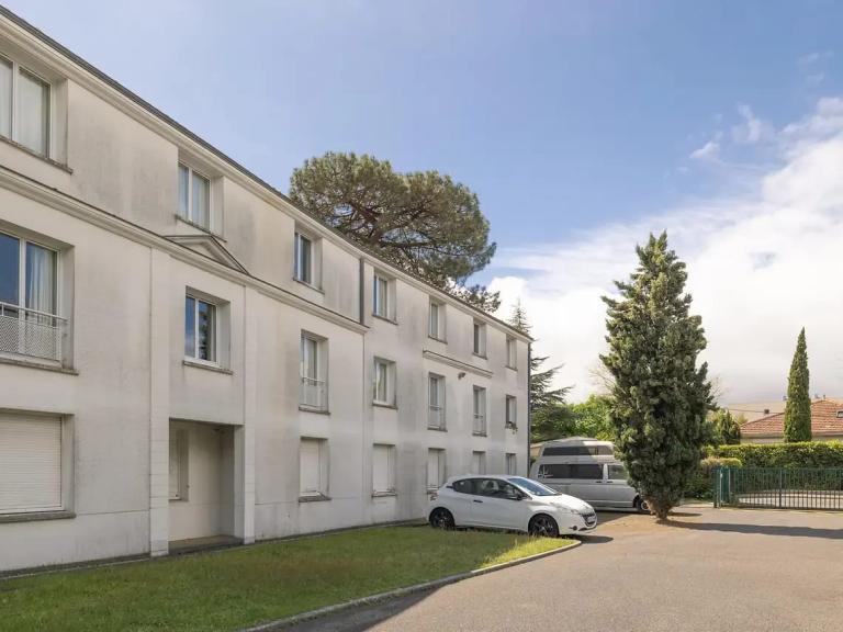Studio in Pessac 2