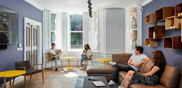 Private Room in Greater London 2