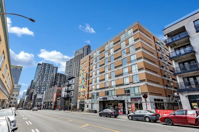 Standard in Montréal 2