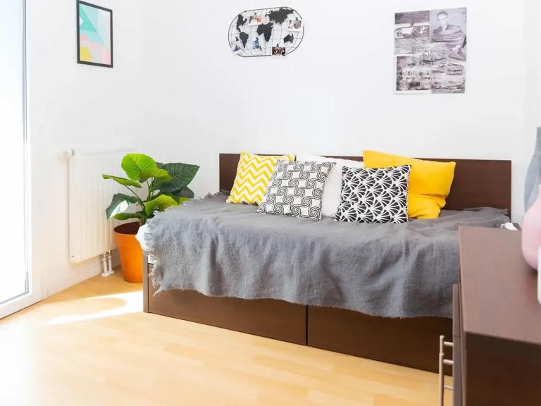 Studio in Palaiseau 2