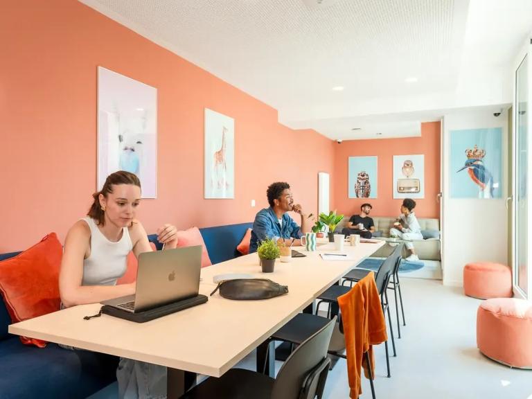 Two-Bedroom Apartment in Paris 4