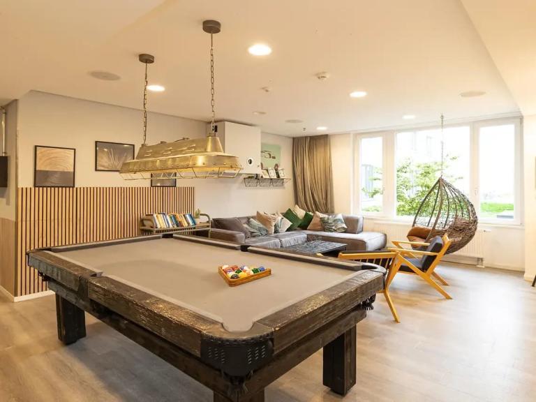 Studio L Bronze in Frankfurt am Main 3