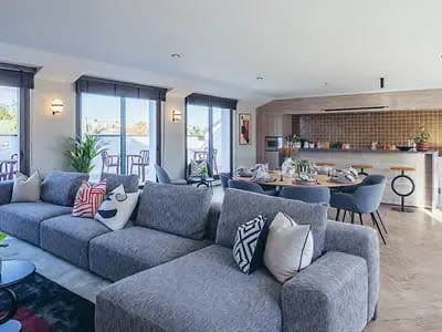 Executive Studio in Sevilla 3