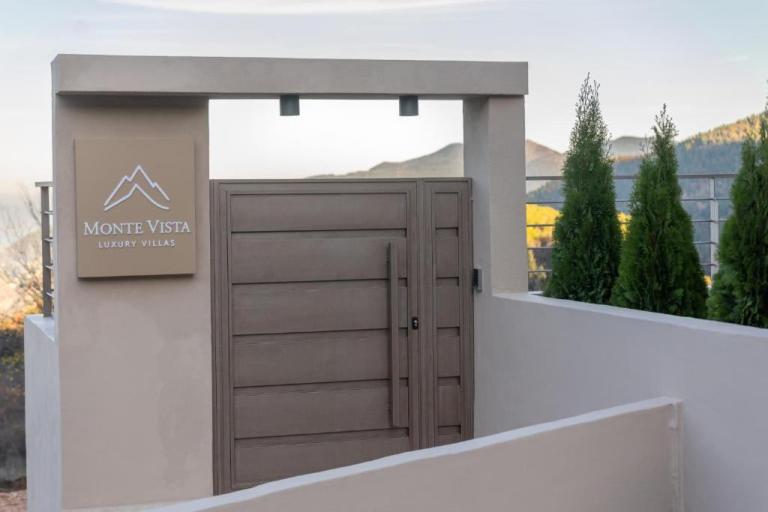 Monte Vista Houses in Nea Pavliani 5